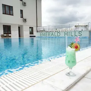  Aparthotel Emerald Hills